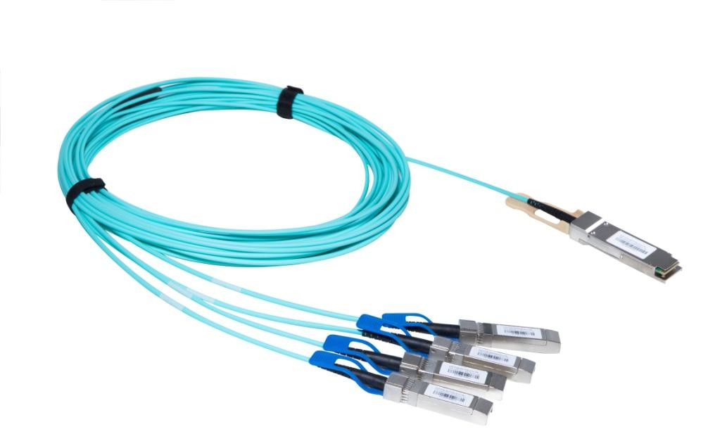 QSFP-40G High-Speed Kabeloplossingen Van Expert in Maatwerk Kabelontwerp en Draadboomfabrikant | Ideaal voor Schaalbare Datacenters en Edge Netwerkomgevingen