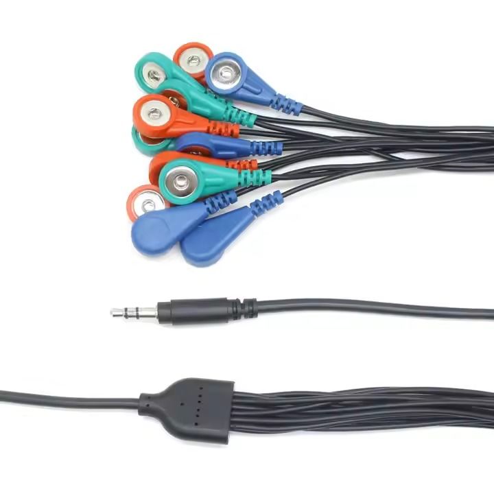 Op Maat Gemaakte Medische Kabelassemblies Vakkundig Ontworpen door een Draadboom voor Nauwkeurige Signaalregeling in Infuussystemen