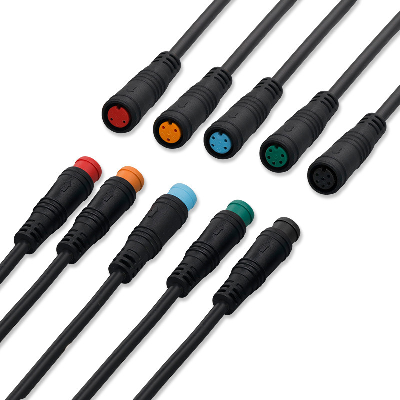 Draadboomfabrikanten die op maat gemaakte kabel en kabelassemblage aanbieden voor dashboards en verlichtingssystemen in de auto-industrie